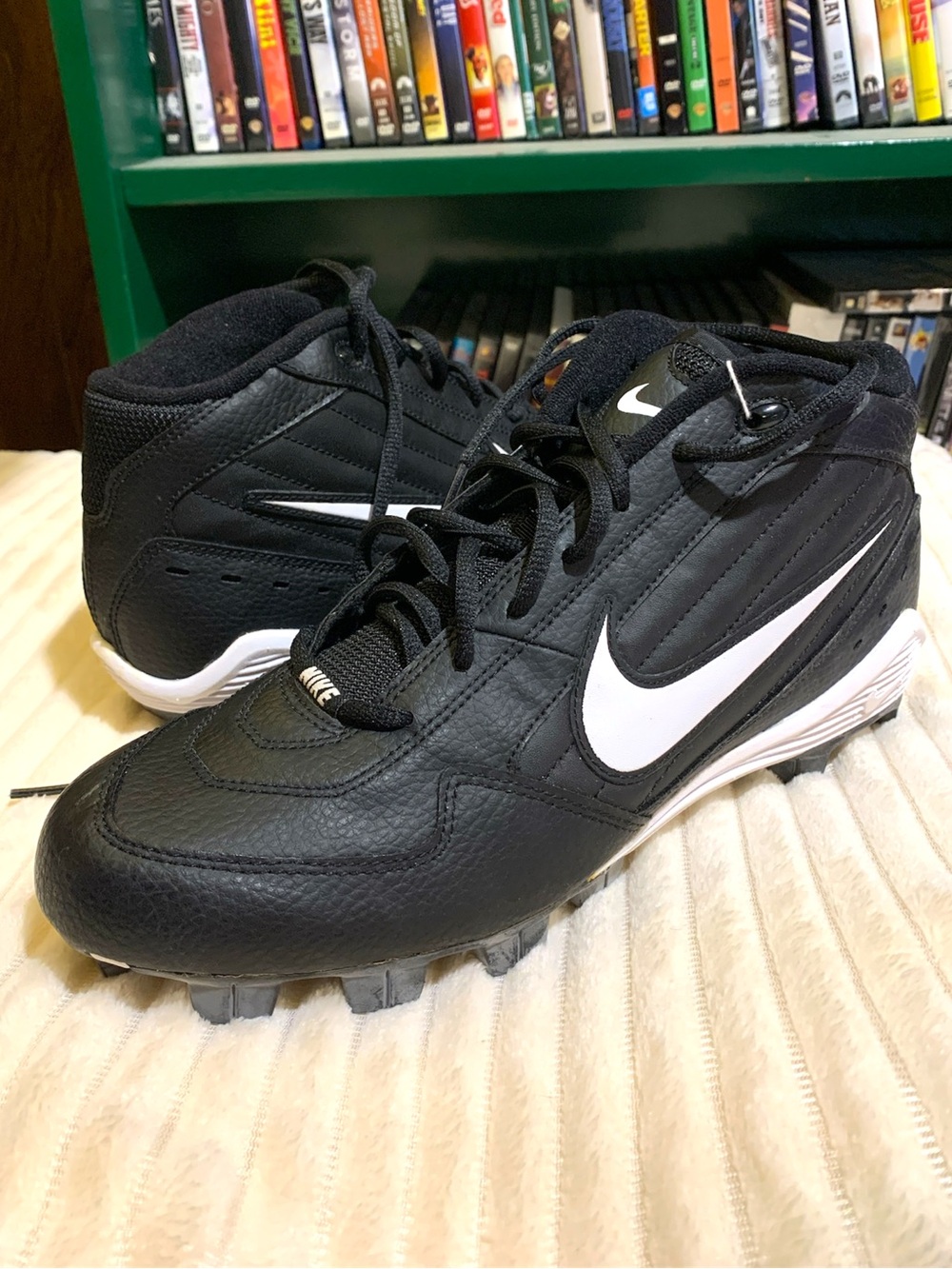 NIB Vintage Nike MCS Keystone 3/4 Cleats